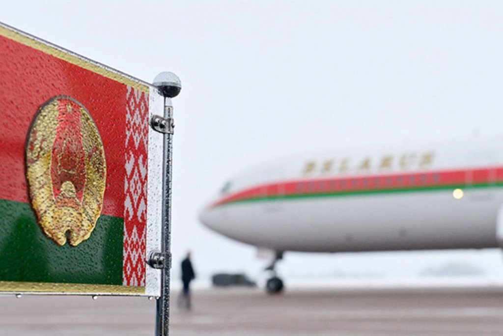 Александр Лукашенко направился с официальным визитом в Узбекистан