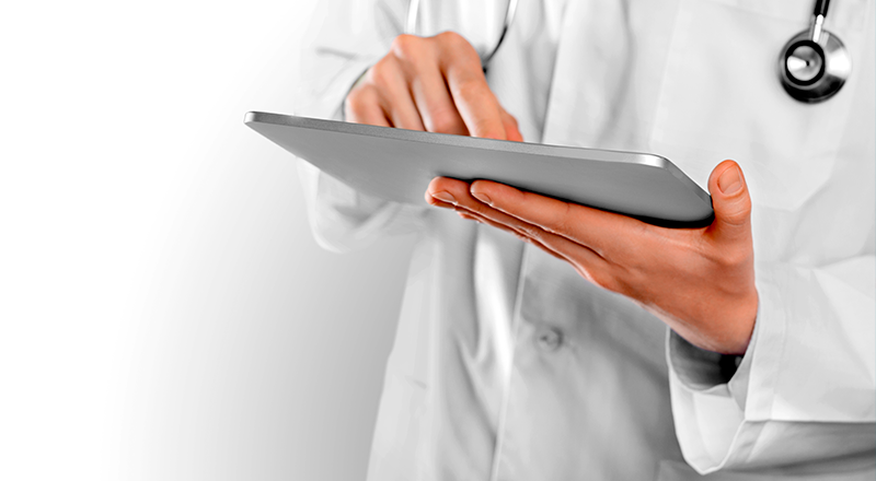 Медики получили планшеты с безлимитным интернетом для срочной связи с коллегами и обмена информацией