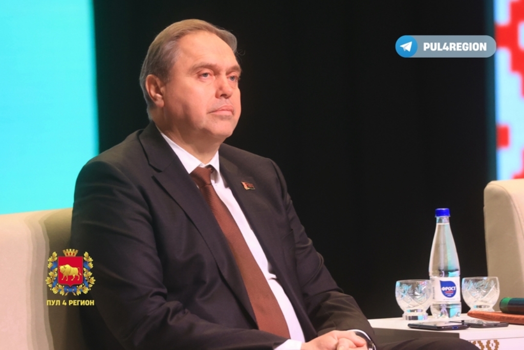 Председатель облисполкома Владимир Караник продолжает «Разговор о важном» с активом районов Гродненщины