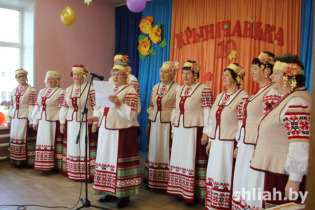 С юбилейным концертом выступил вокальный коллектив «Крынічанька»