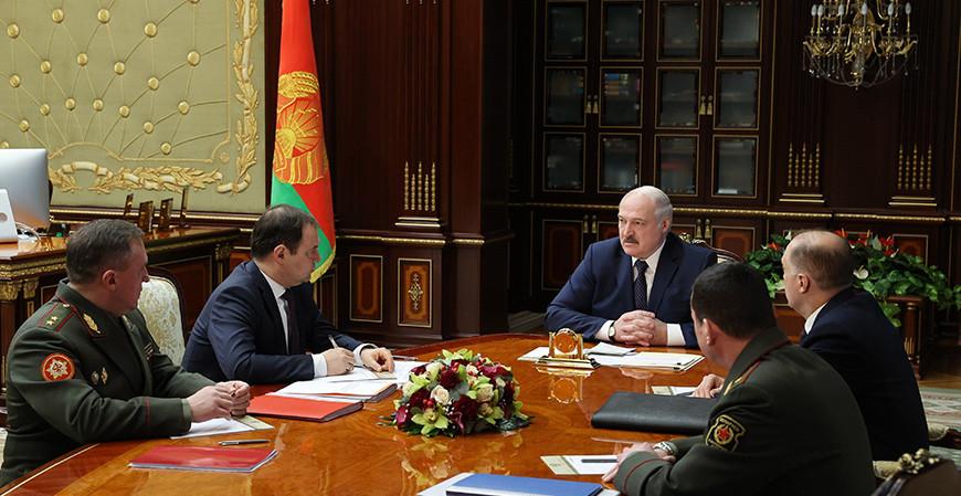 Александр Лукашенко рассказал о подробностях переговоров с Владимиром Путиным и отреагировал на домыслы