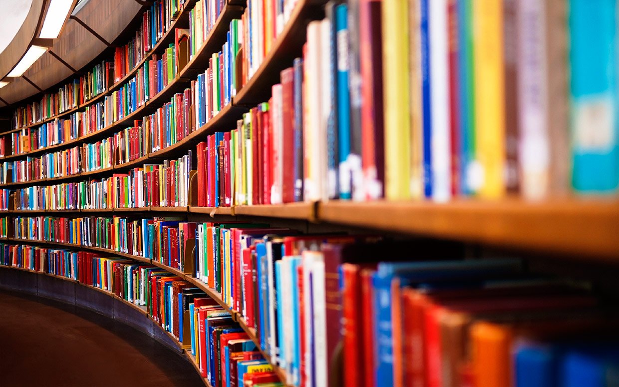 Сморгонская районная библиотека информирует о поступлении новых книг