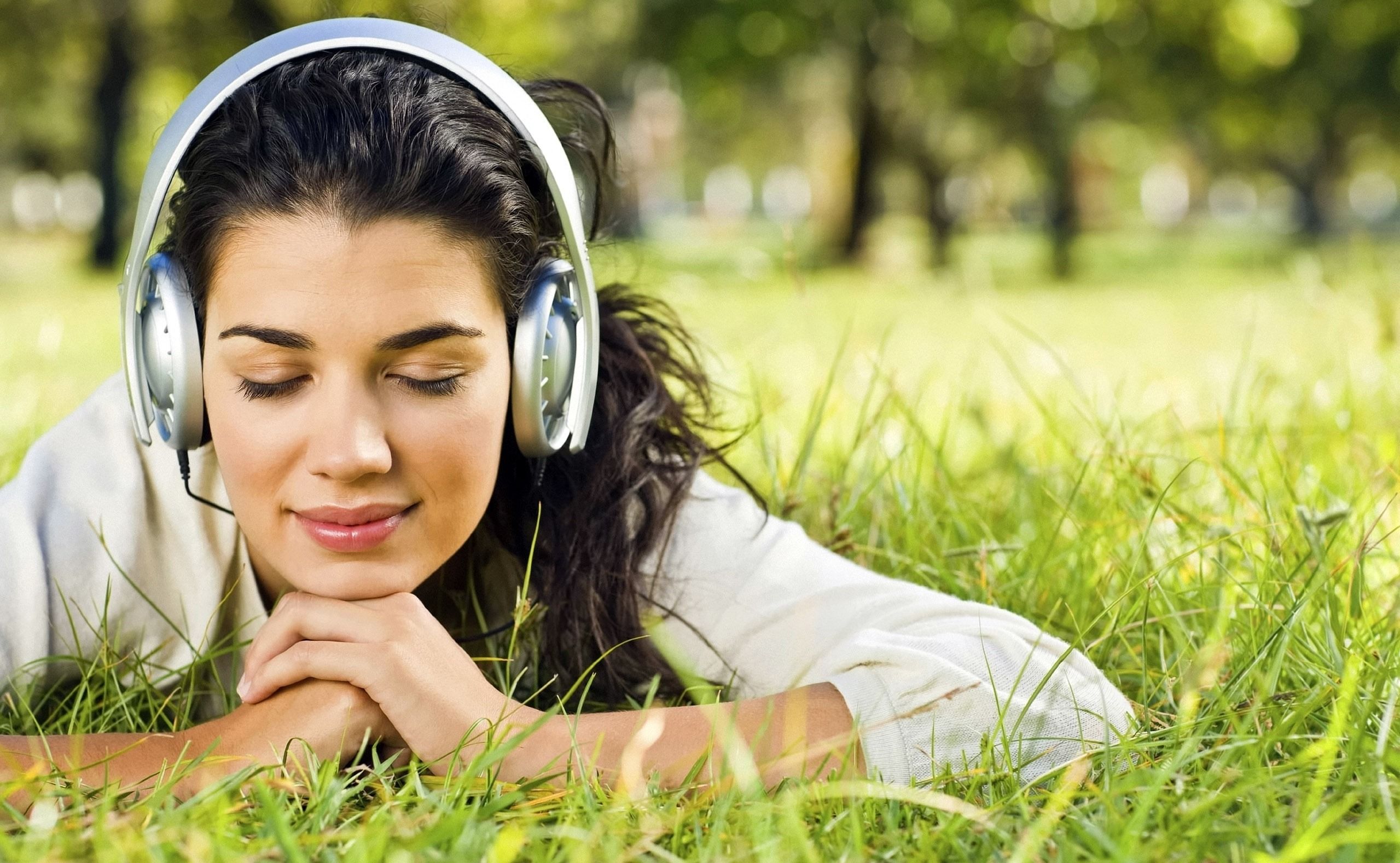 Правда, что женщины слышат лучше мужчин? 10 интересных фактов о слухе, о которых вы, возможно, не знали.... или не слышали