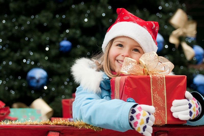 Как выбрать новогодний подарок ребенку? Вот что говорит врач