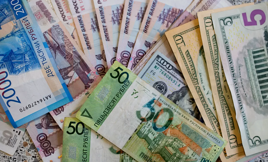 Американский доллар VS белорусский рубль: какую валюту подделывают чаще, рассказали в Нацбанке