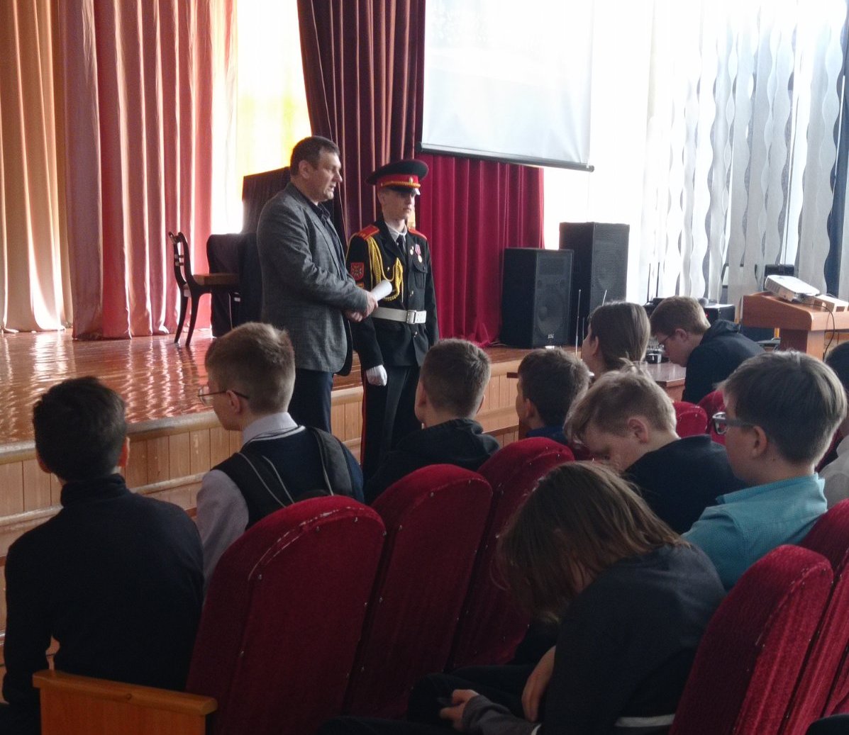 В СШ №5 прошла встреча с кадетом Гродненского областного  кадетского училища