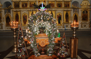 Рождество Христово отмечают православные верующие