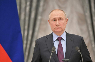 Владимир Путин поручил перевести оплату за поставляемый на Запад газ в российские рубли
