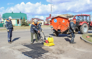 В Сморгони ремонтируют улицы