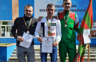 Вадим Прокопович из Сморгони стал победителем полумарафона «Копыльское кольцо 2022»