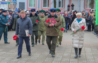 В Сморгони прошёл митинг ко Дню защитников Отечества 