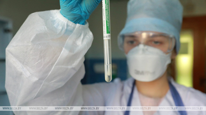 В Беларуси на стационарном лечении находятся 976 человек с коронавирусом