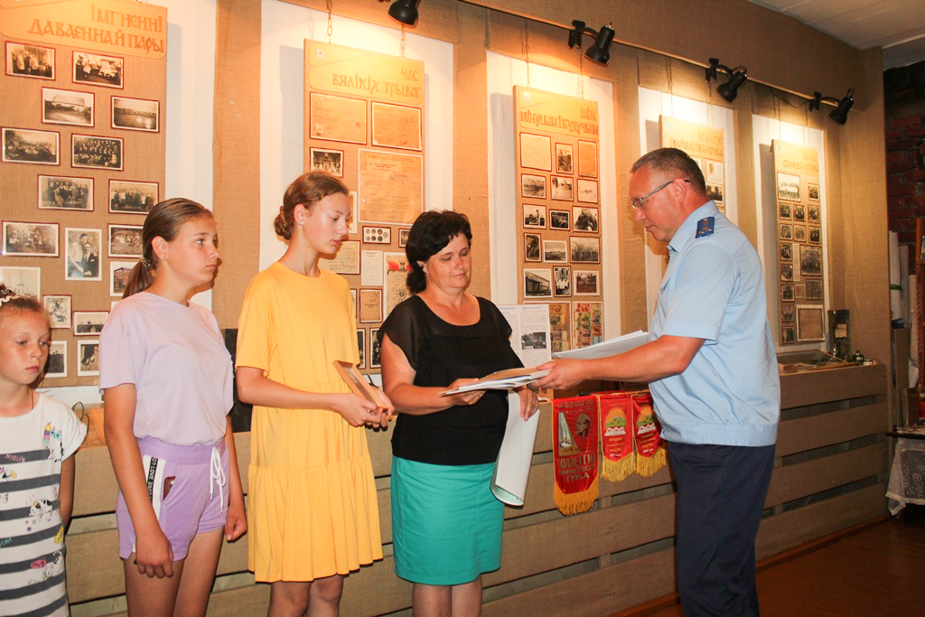 В школьном музее агрогородка Крево пополнилась экспозиция, посвящённая временам Великой Отечественной войны