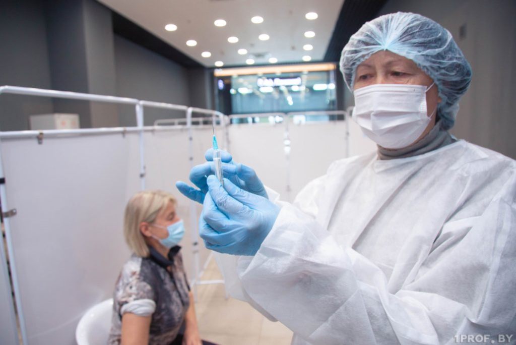 В Беларуси продлили вакцинацию против гриппа из-за роста заболеваемости ОРВИ
