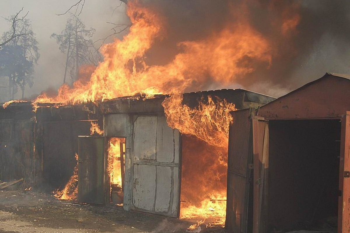 Горели гараж и хозпостройка. На территории Гродненской области произошло 3 пожара