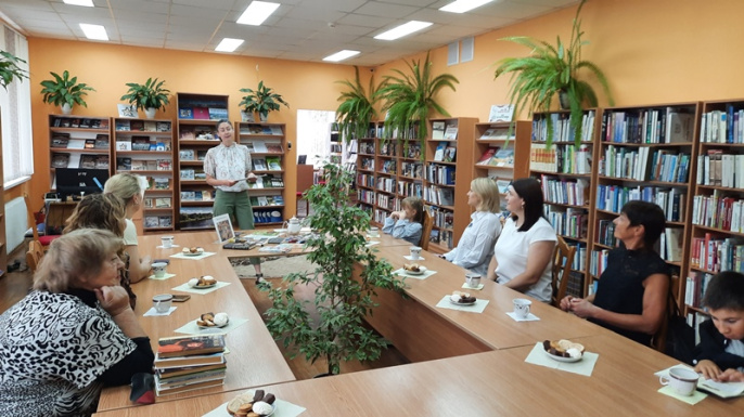 Салодкі настрой у бібліятэцы