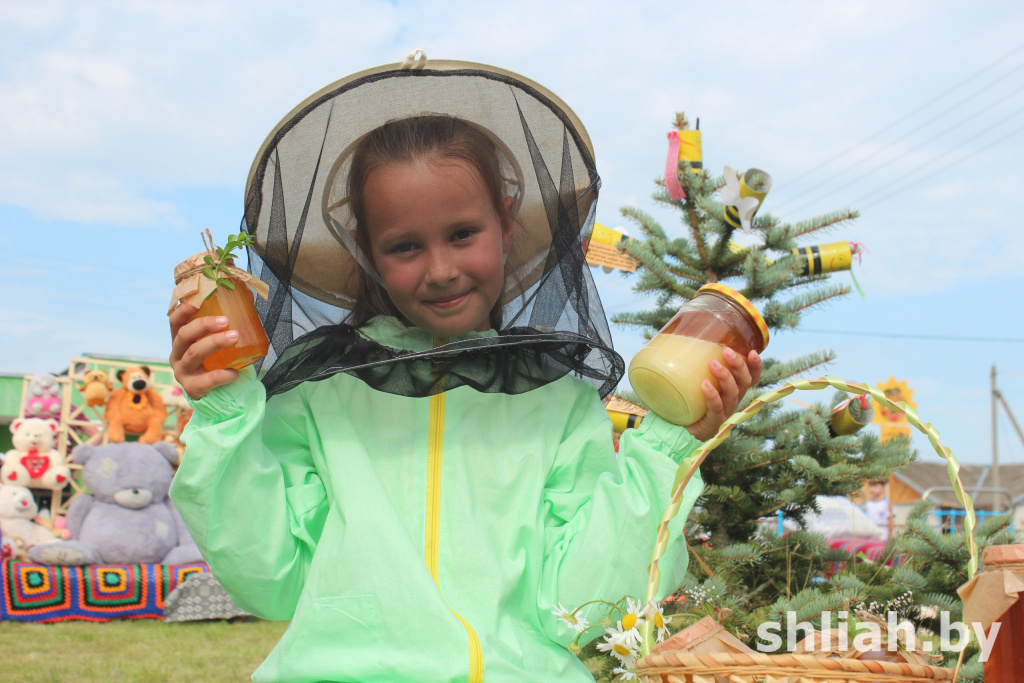 Holiday festivity Honey Taste took place in Belkovshchina