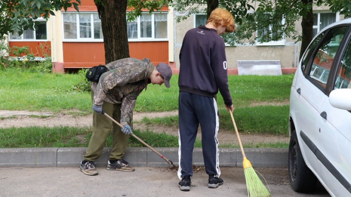 Молодежь в действии: как студотряд помогает благоустраивать город