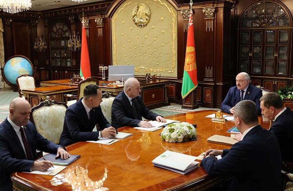 Александр Лукашенко: всякая финансовая деятельность должна быть подчинена интересам экономики
