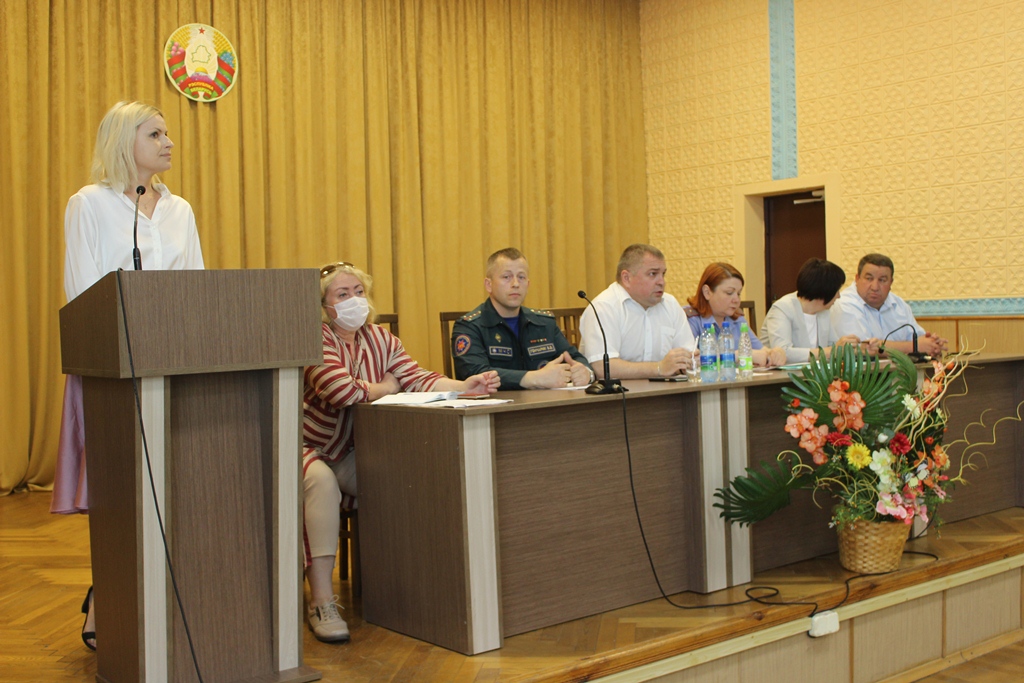 Информационно-пропагандистская группа райисполкома встретилась с трудовым коллективом РУП «ЖКХ»