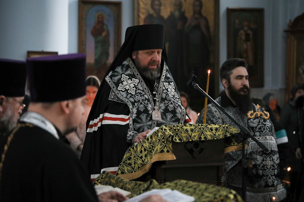 Епископ Порфирий возглавил богослужение в Сморгони