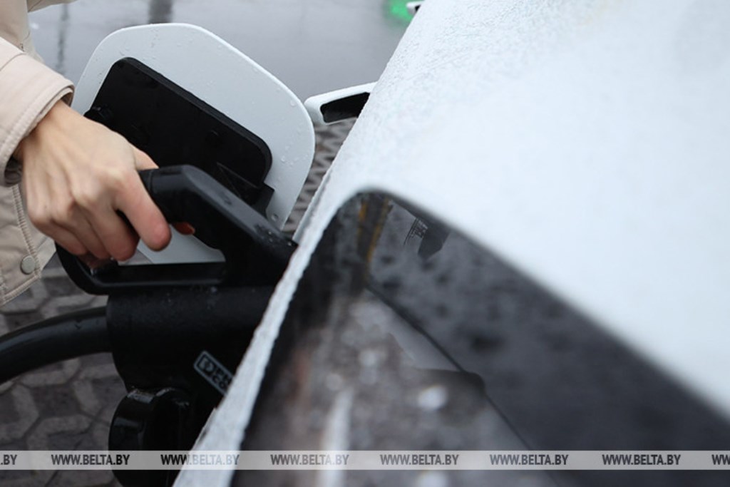 Новый образец отечественного электромобиля планируется презентовать до конца года Новый образец отечественного электромобиля планируется презентовать до конца года