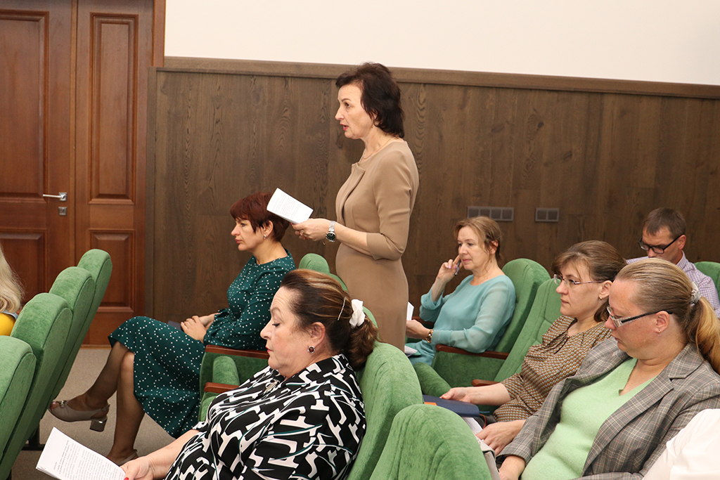 В райисполкоме прошло заседание районного межведомственного совета по правам инвалидов 