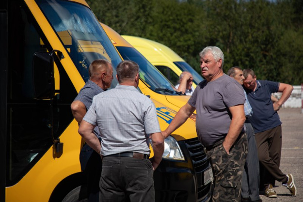 Лучшие водители школьных автобусов работают в Крево и Войстоме