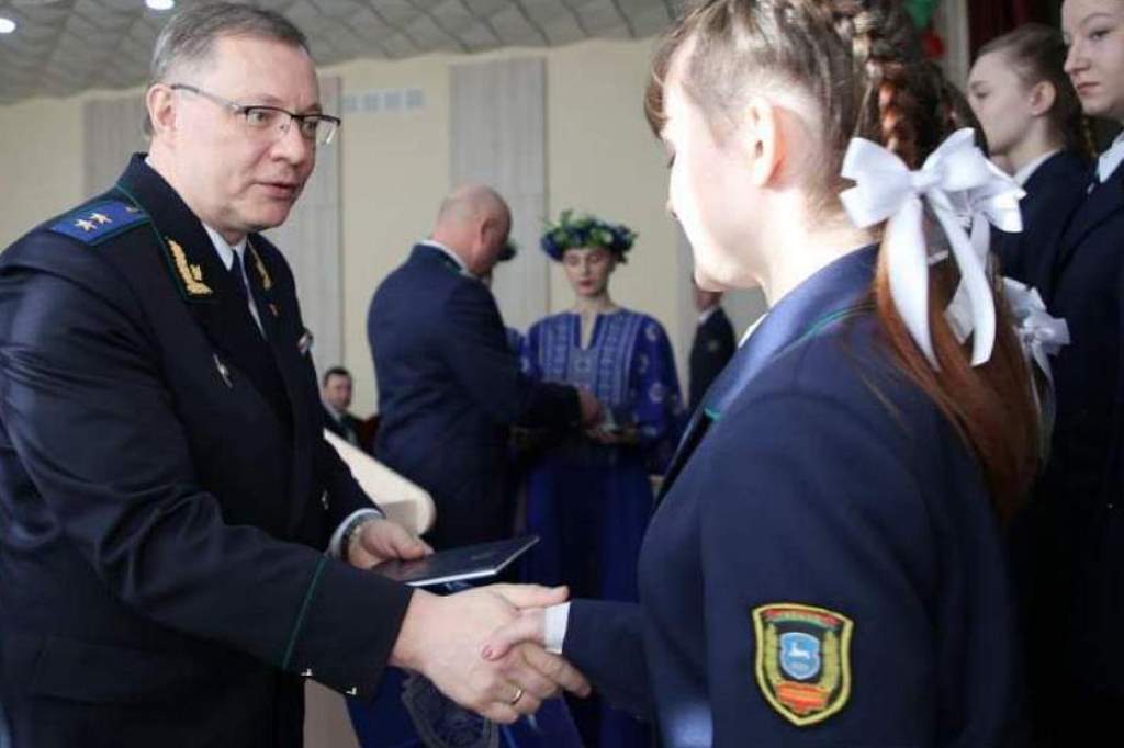 В Гродно открыли первый в области правовой класс «Юный прокурор»