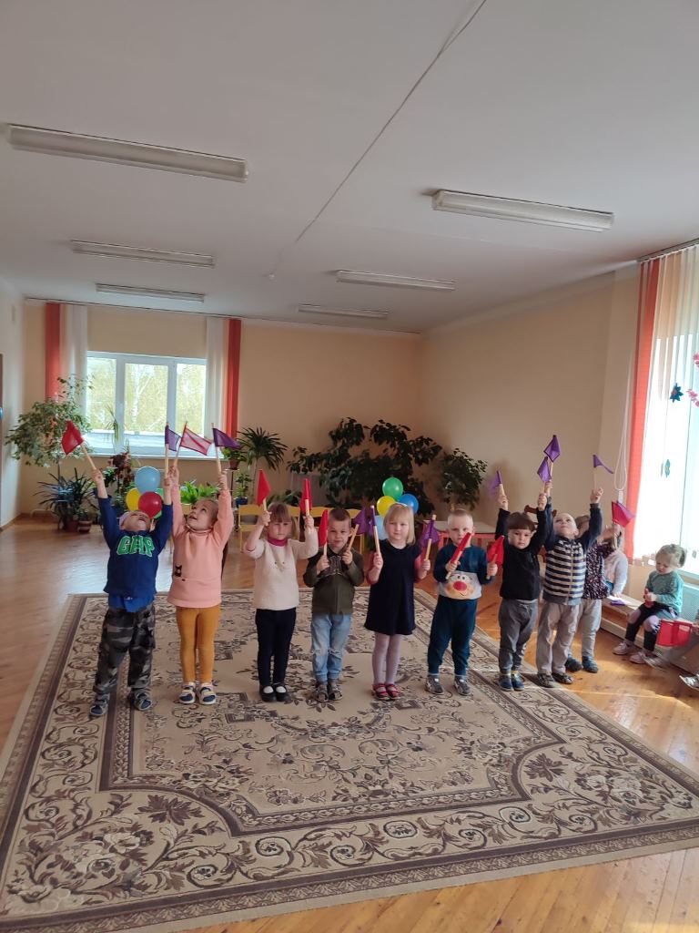 Праздник труда и весны