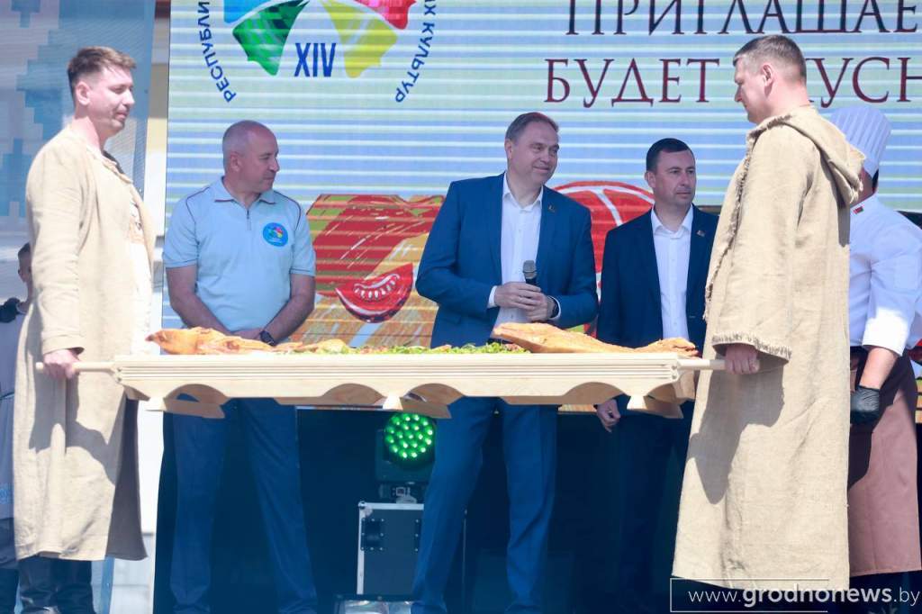 Сытно, ароматно, аппетитно! Первый гастрофестиваль "Главный по мясу" стартовал в Гродно