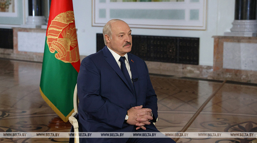 Александр Лукашенко подтвердил, что готов остановить транзит энергоносителей, если Польша закроет границу