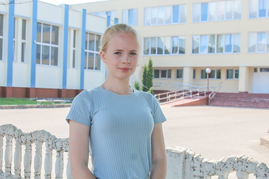 Выпускница гимназии Маргарита Пащенко на централизованном тестировании набрала 100 баллов 
