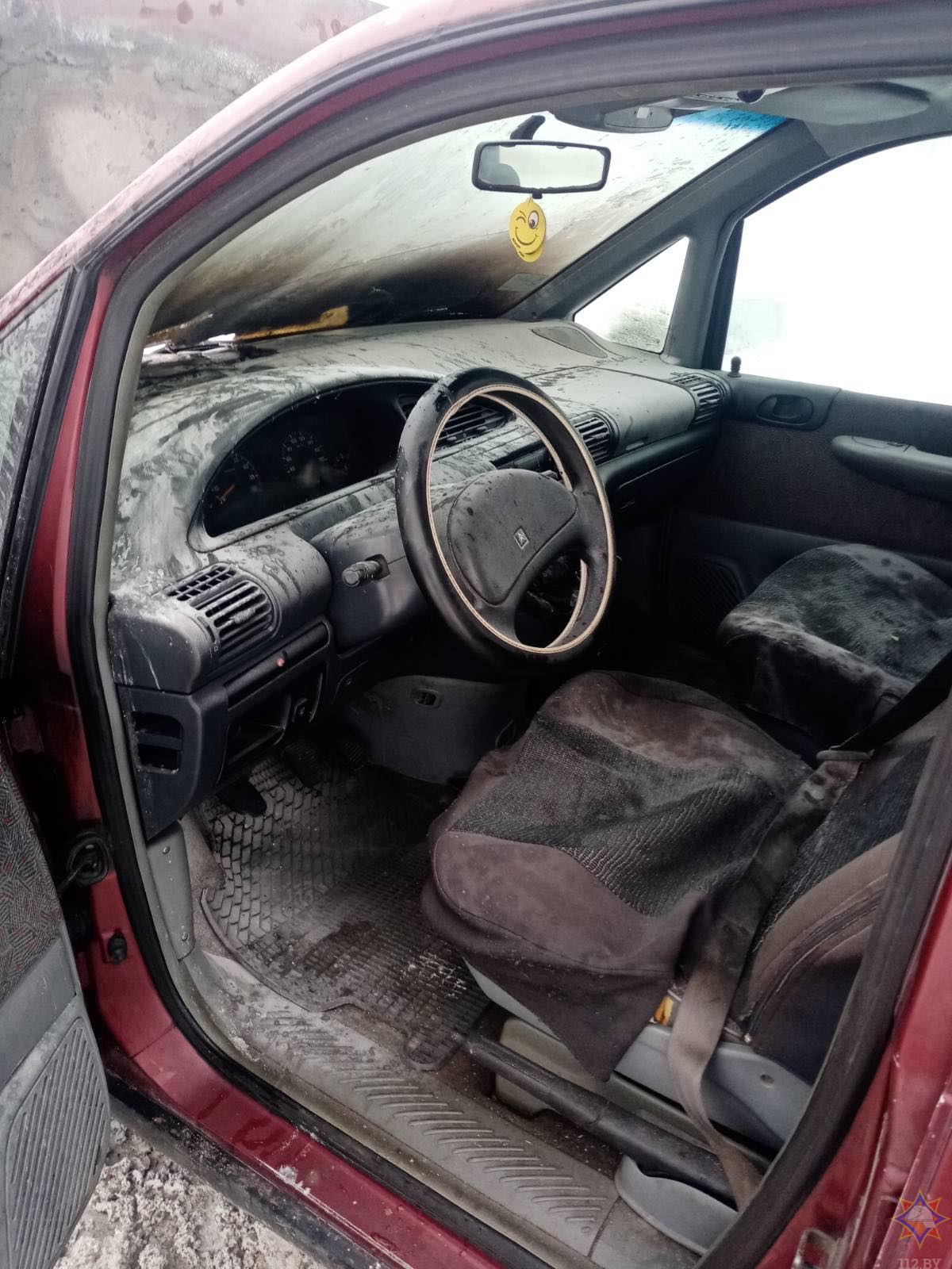 В Сморгонском районе горел автомобиль: спасатели ликвидировали пожар