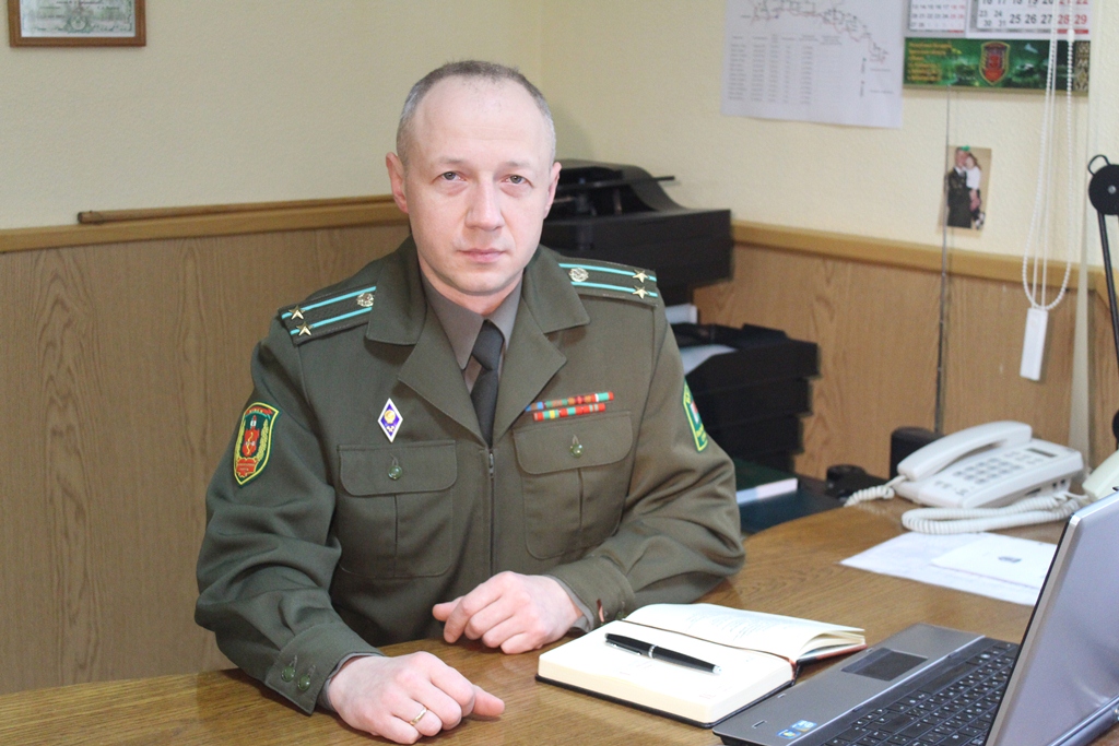 В августе на должность заместителя командира войсковой части 2044 назначен Андрей Калиновский