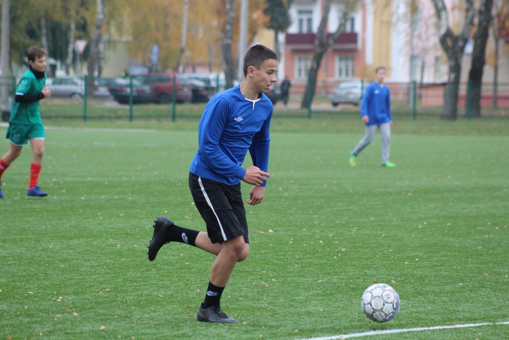 В Сморгони прошли соревнования по футболу «Кожаный мяч» 