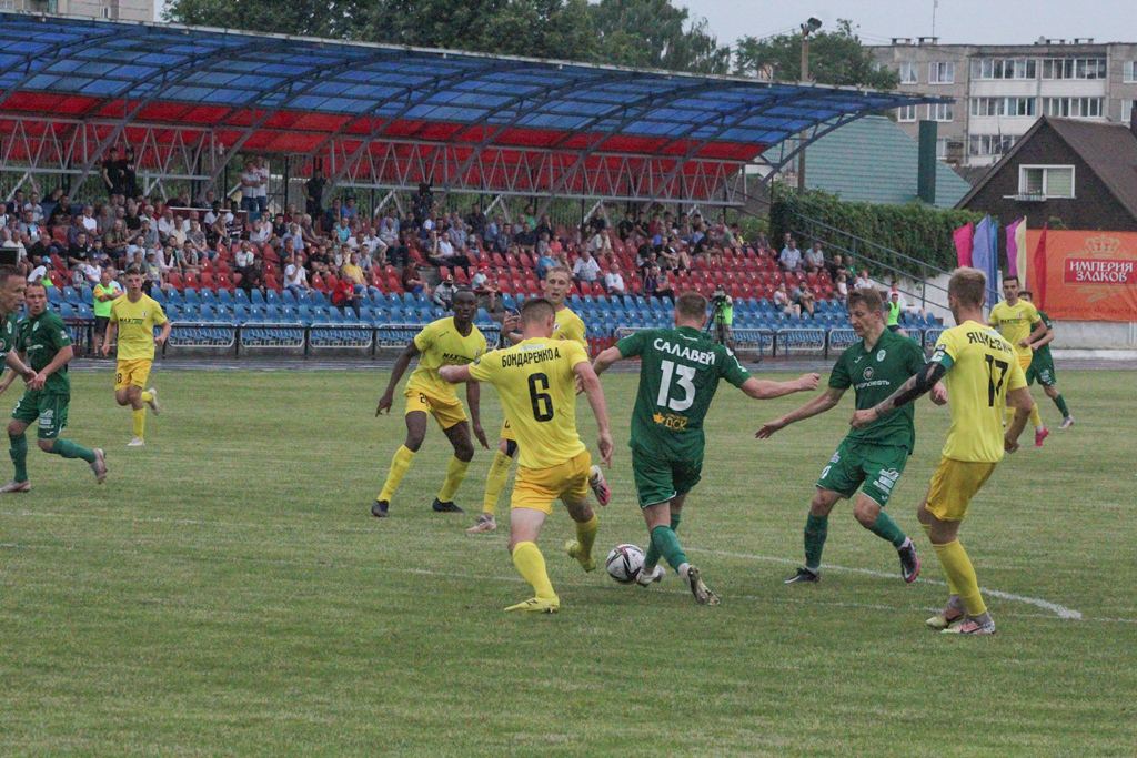 ФК «Сморгонь» терпит поражение в домашнем матче