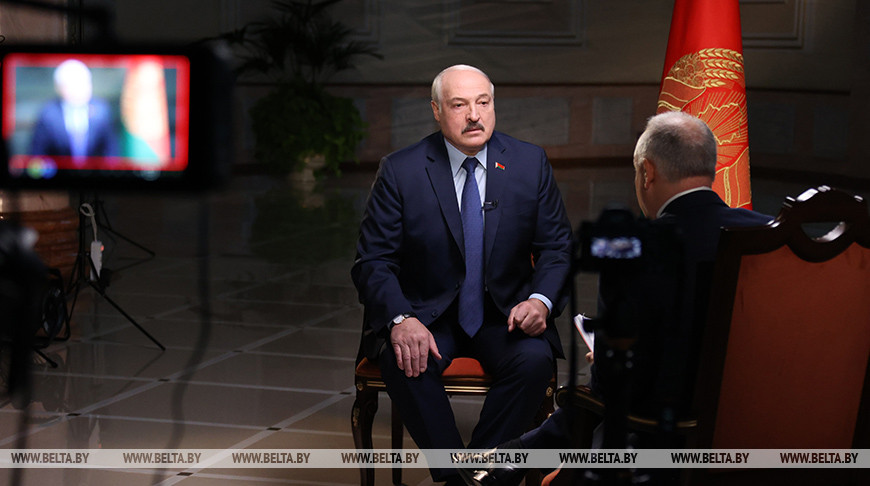 Александр Лукашенко о санкциях Запада: мы не умрём, мы будем жить, и с каждым днем всё лучше