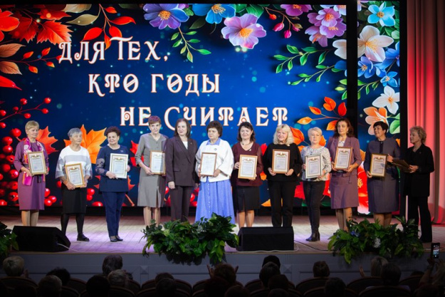 Для тех, кто годы не считает: в Сморгони ярко отметили Международный день пожилых людей