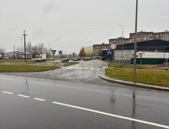 Внимание, водители! Изменения на парковке у магазина "Маяк" (ул. Суворова, 32, г. Сморгонь) Внимание, водители! Изменения на парковке у магазина "Маяк" (ул. Суворова, 32, г. Сморгонь)