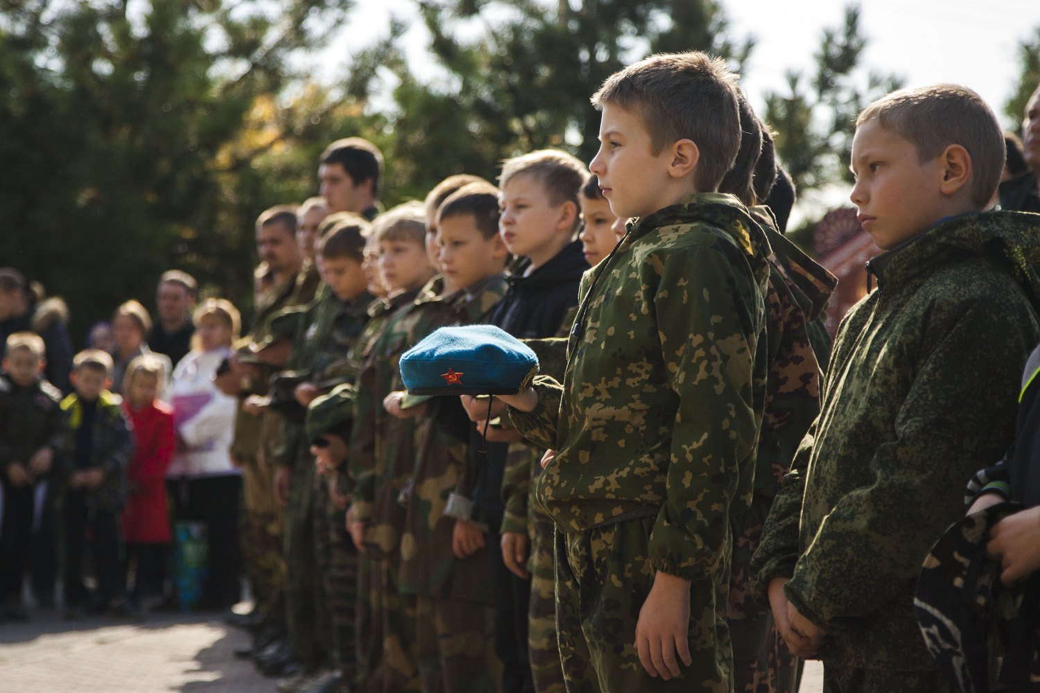 Руководители по военно-патриотическому воспитанию появятся в школах с 1 сентября