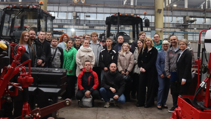 Молодёжь промышленных предприятий строит будущее, сохраняя прошлое