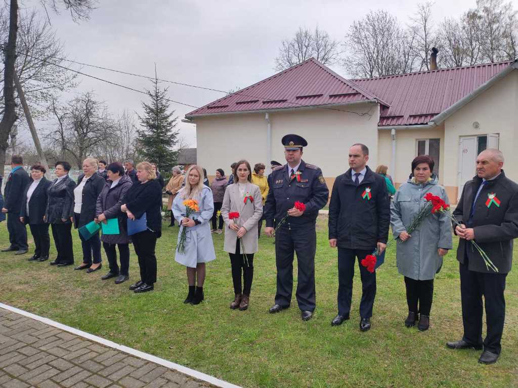 В Залесье почтили память погибших воинов