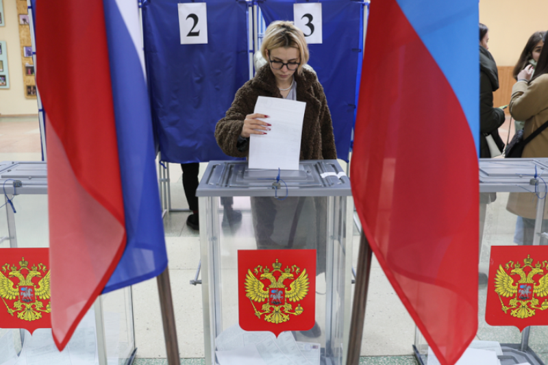 После обработки 90% бюллетеней на выборах президента РФ Владимир Путин набирает более 87% голосов