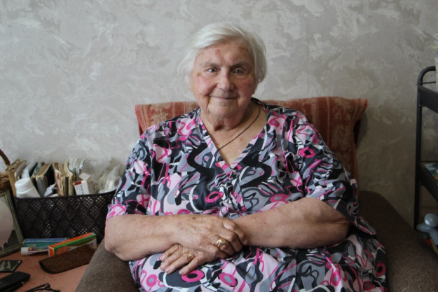 Бывший учитель физики Лариса ПОБЕРСКАЯ отметила 90-летие