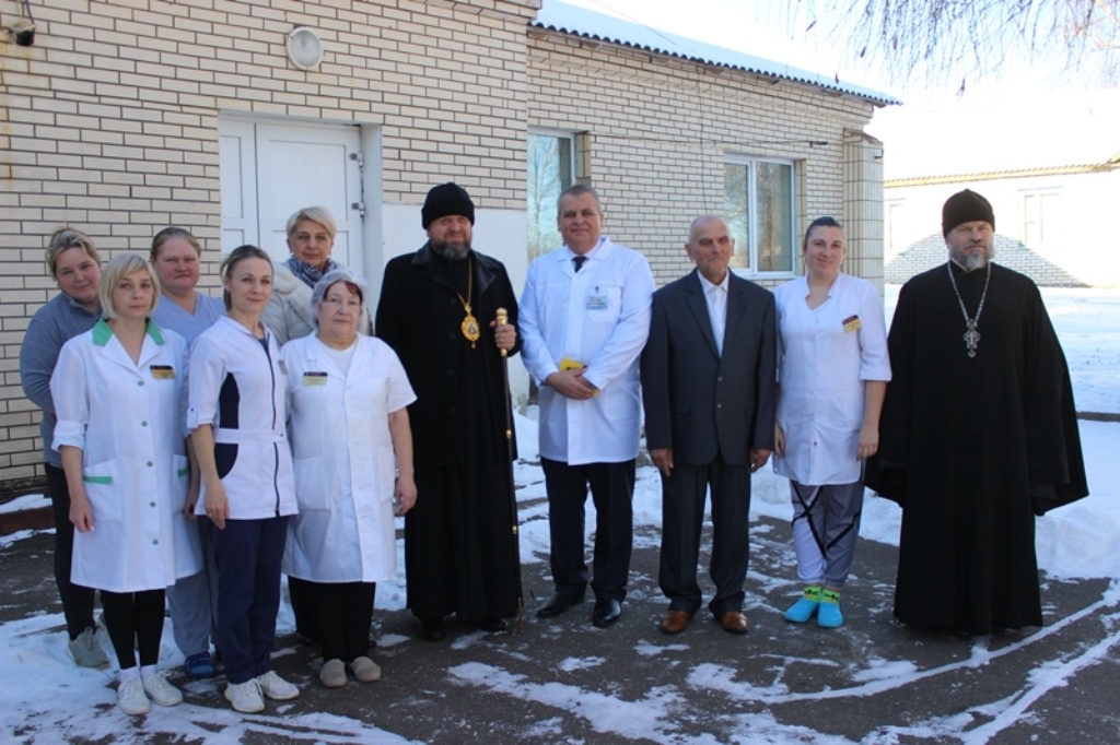 Епископ Лидский и Сморгонский Порфирий посетил отделение сестринского ухода ЦРБ