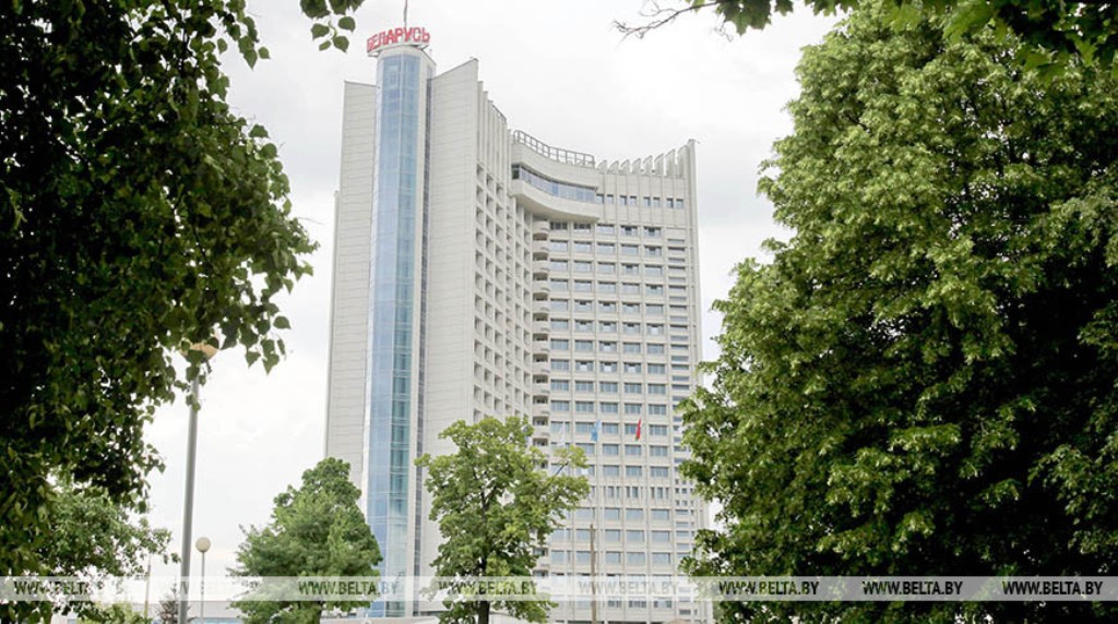 ОАО "Минотель" активно участвует в различных туристических мероприятиях, в том числе на международной арене, что позволяет значительно расширить рынки сбыта и найти новых партнеров.