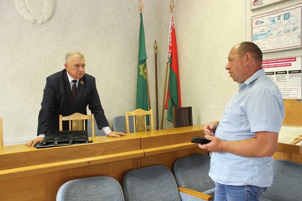 Депутат Палаты представителей Национального собрания Республики Беларусь неделю будет работать в своем избирательном округе