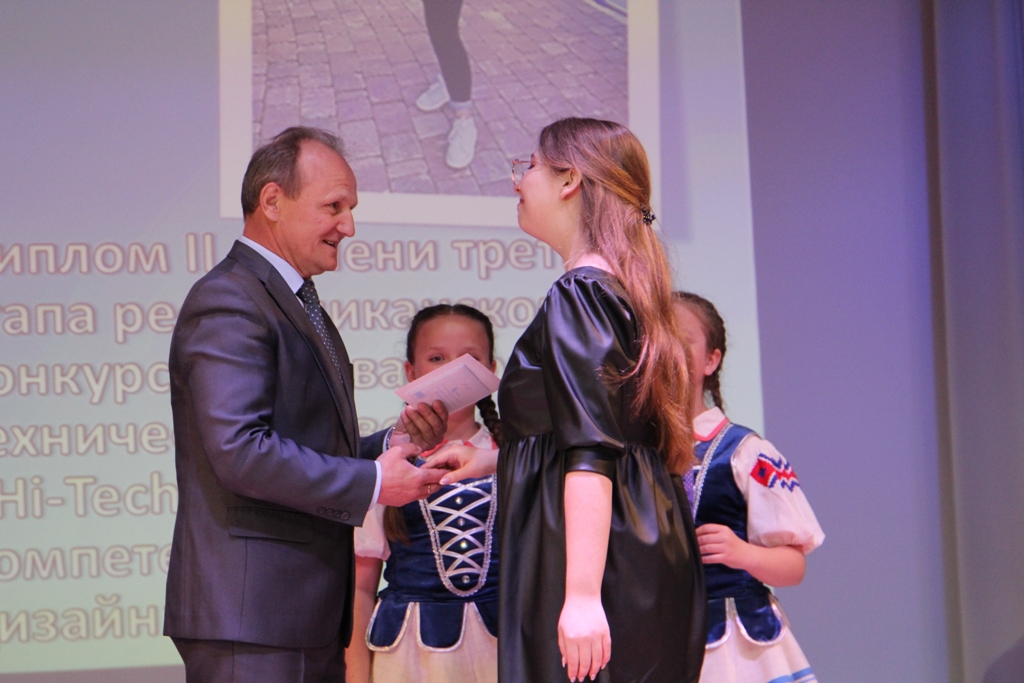 Районной премией поощрены 32 лучших учащихся Сморгонщины 