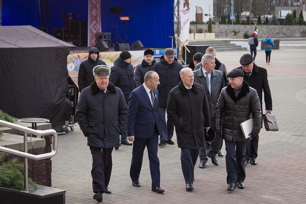 Руководство Гродненской области прибыло в Сморгонь на «Дожинки»